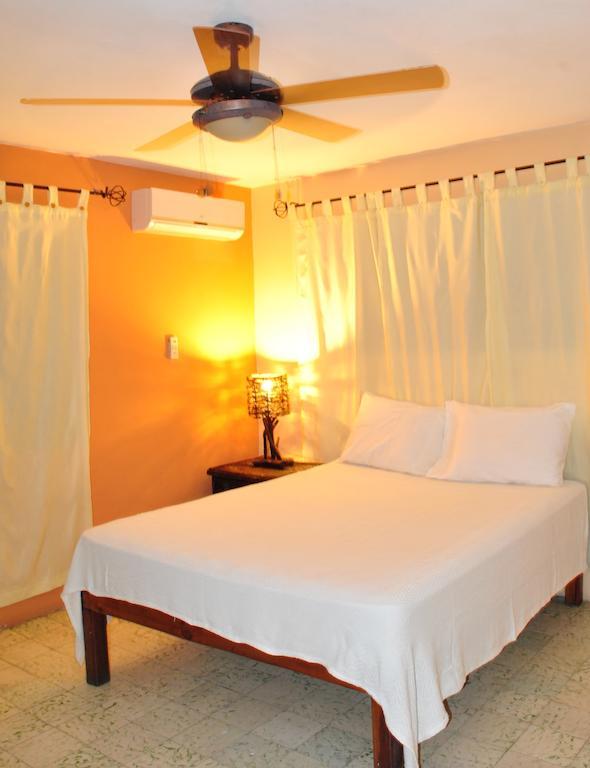 Hotel Imperial Cap-Haïtien Exteriör bild