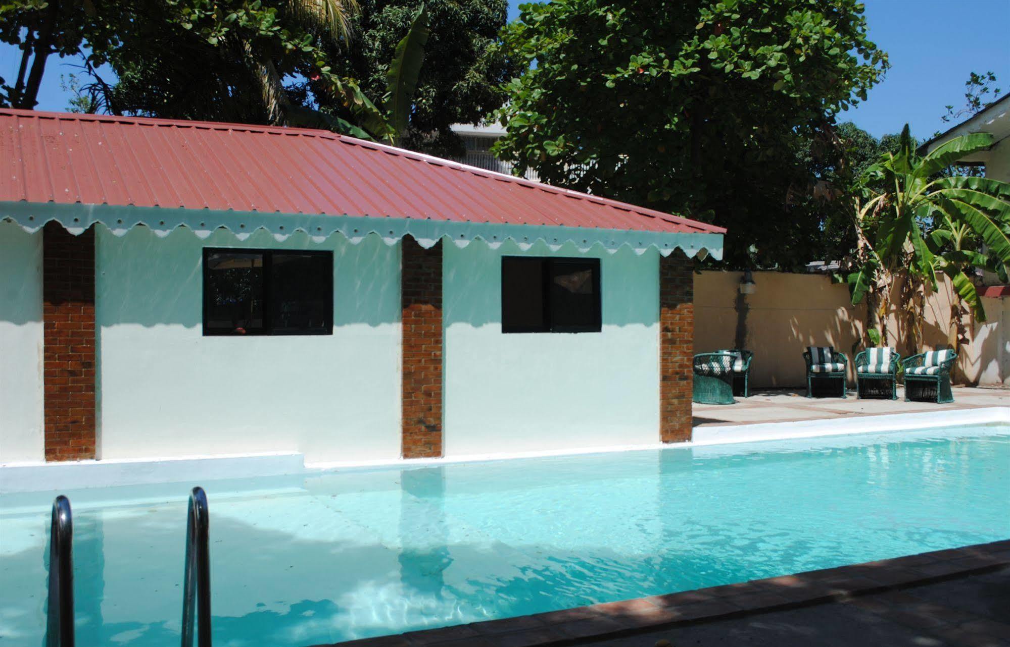 Hotel Imperial Cap-Haïtien Exteriör bild